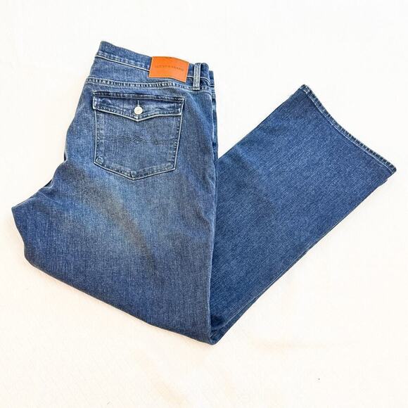 Lucky Brand Sweet Mid Rise Boot Cut Tab Pocket Denim Jeans Size 18 / 34A - Picture 8 of 8